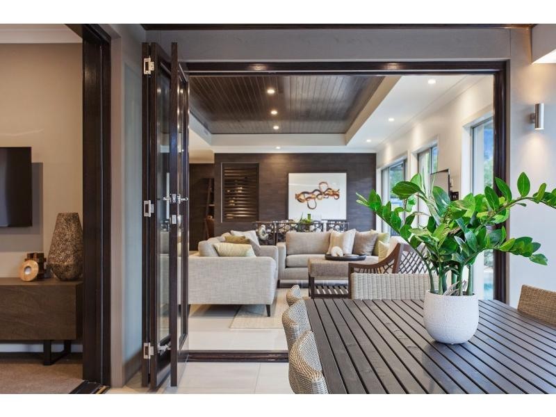 7 Finch Parade, Rochedale QLD 4123