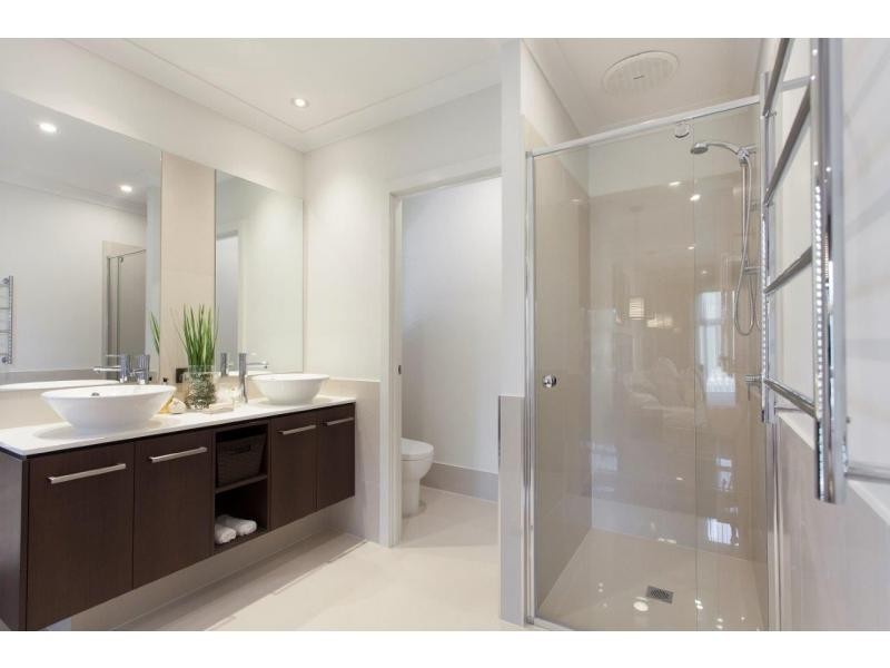 7 Finch Parade, Rochedale QLD 4123