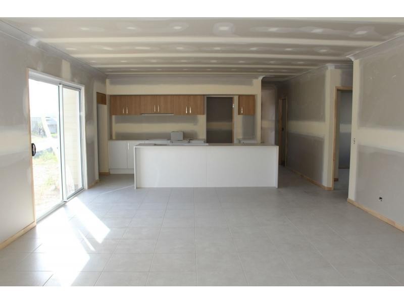 49 Prairie Avenue, Riverstone Crossing, Maudsland QLD 4210