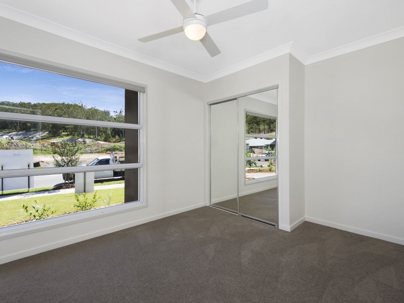 58 Hillstone Crescent, Maudsland QLD 4210