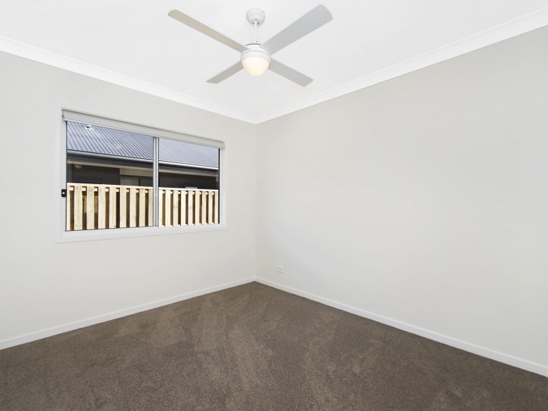 58 Hillstone Crescent, Maudsland QLD 4210