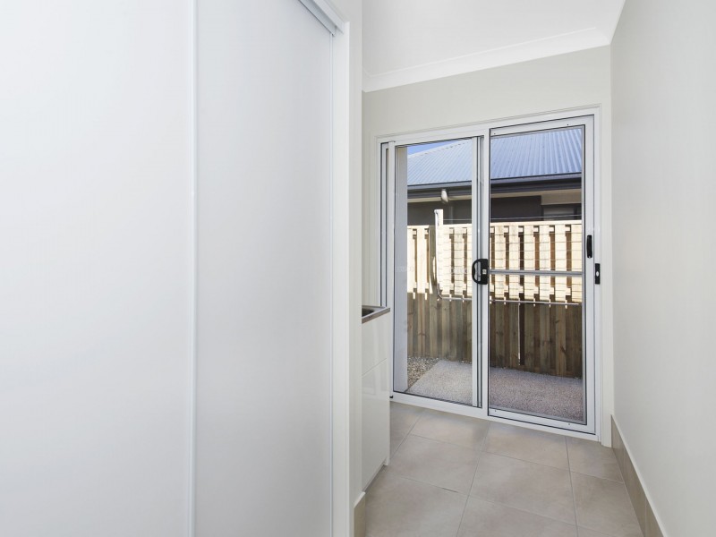 58 Hillstone Crescent, Maudsland QLD 4210
