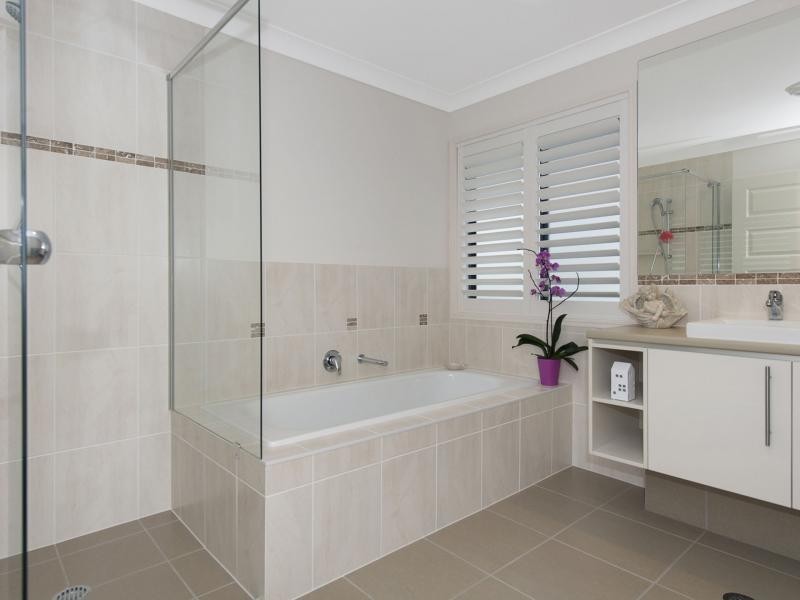 50 Rivermill Terrace, Riverstone Crossing, Maudsland QLD 4210