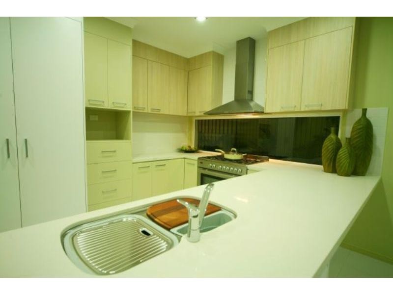 Hope Island QLD 4212