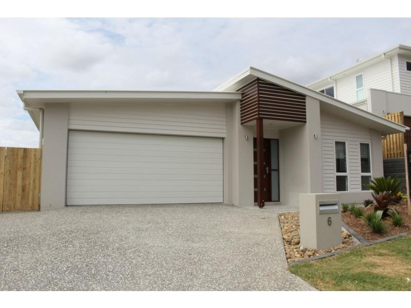 6 Grevillia Crescent, Riverstone Crossing, Maudsland QLD 4210