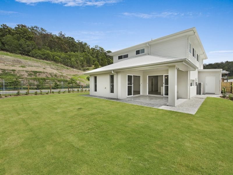 8 Grevillia Crescent, Riverstone Crossing, Maudsland QLD 4210