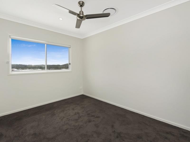 8 Grevillia Crescent, Riverstone Crossing, Maudsland QLD 4210