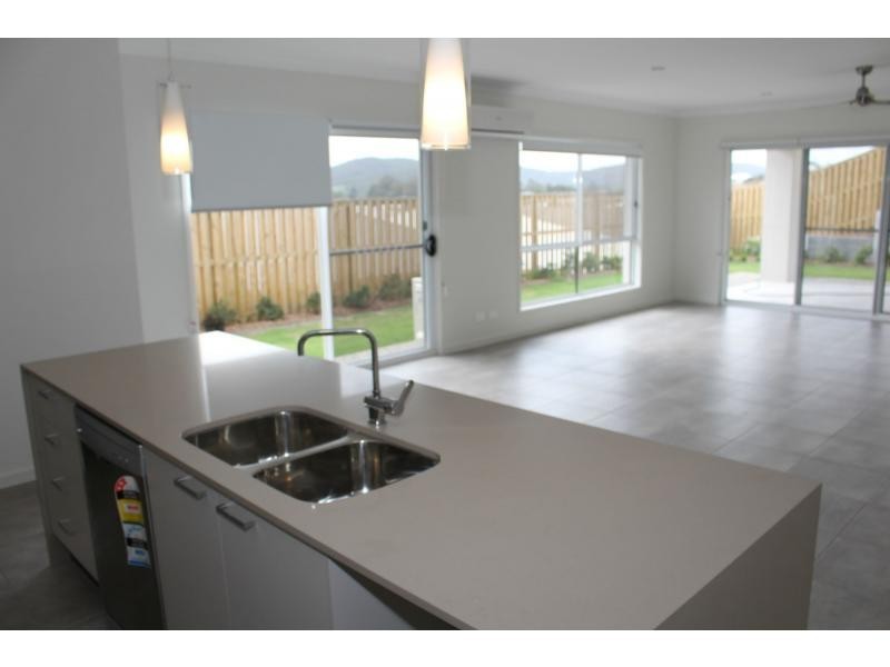 L376 Hillstone Crescent, Riverstone Crossing, Maudsland QLD 4210