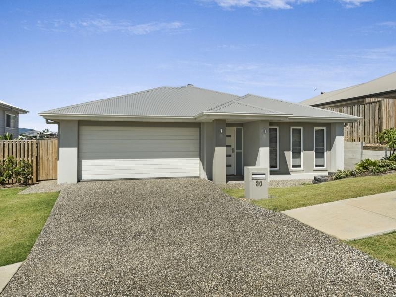 30 Hillstone Crescent, Maudsland QLD 4210