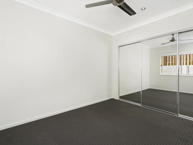 30 Hillstone Crescent, Maudsland QLD 4210