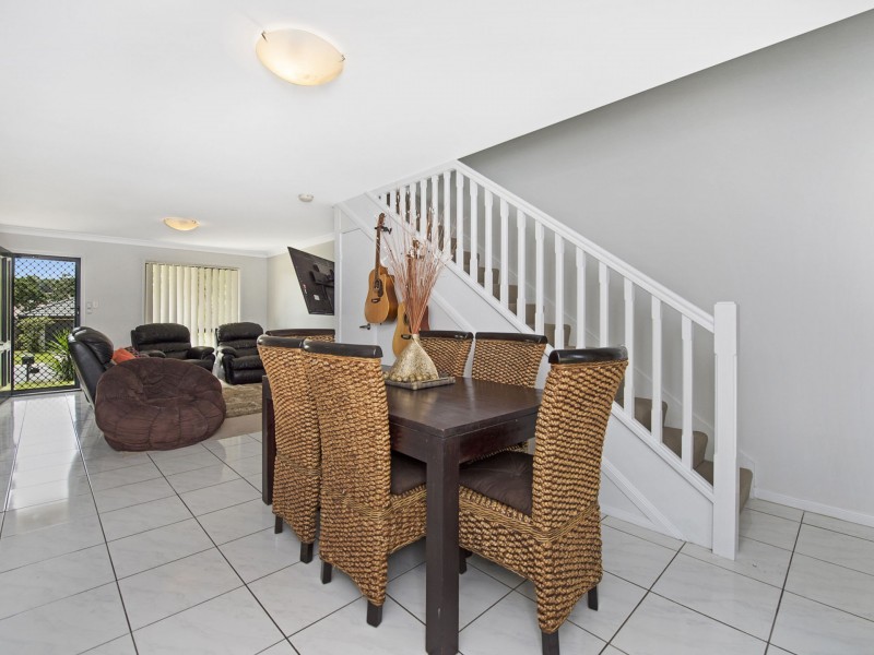 2/26 Witheren Circuit, Pacific Pines QLD 4211