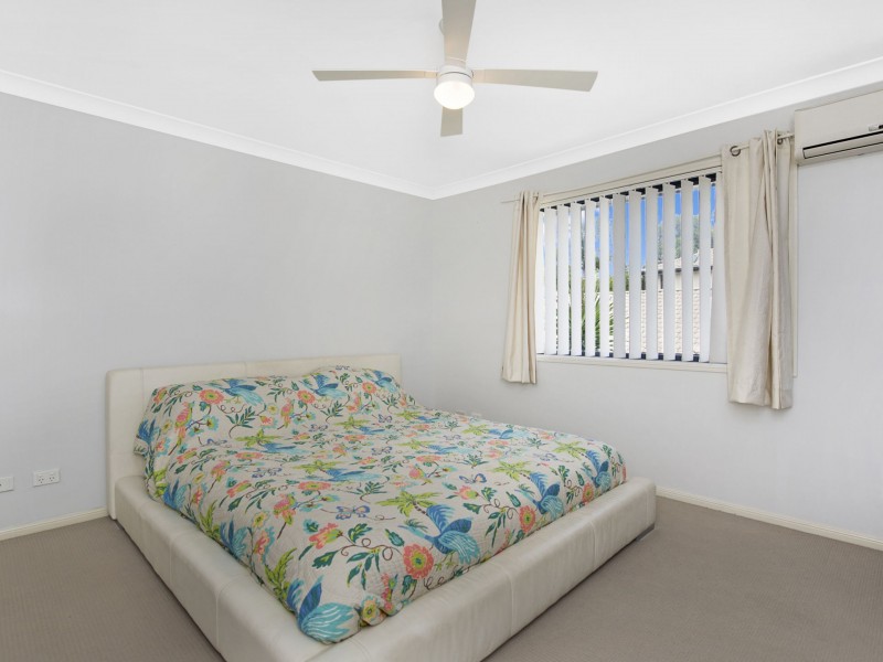 2/26 Witheren Circuit, Pacific Pines QLD 4211
