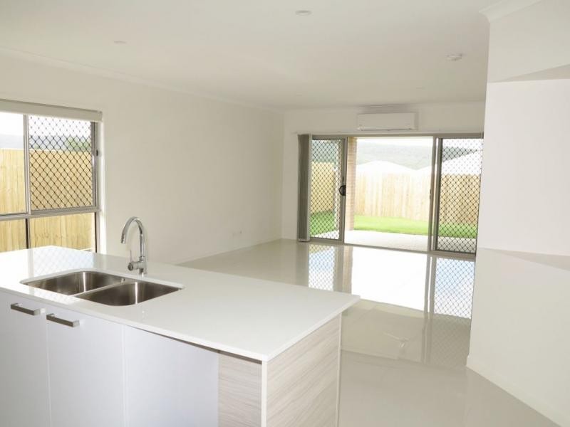 Yarrabilba QLD 4207