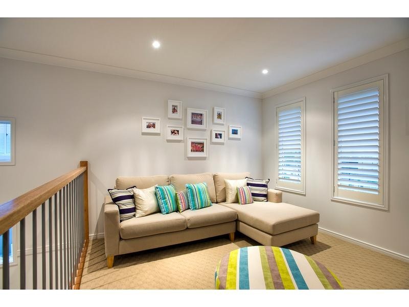 7 Waratah Crescent, Springfield Lakes QLD 4300