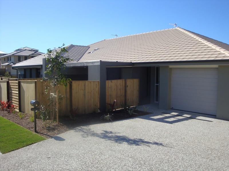 Pacific Pines QLD 4211