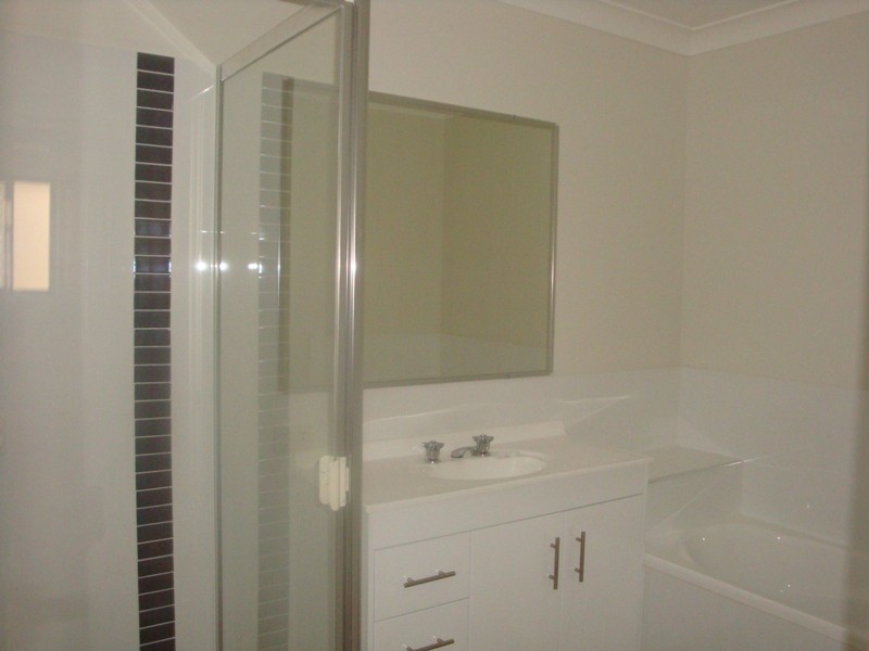 Pacific Pines QLD 4211