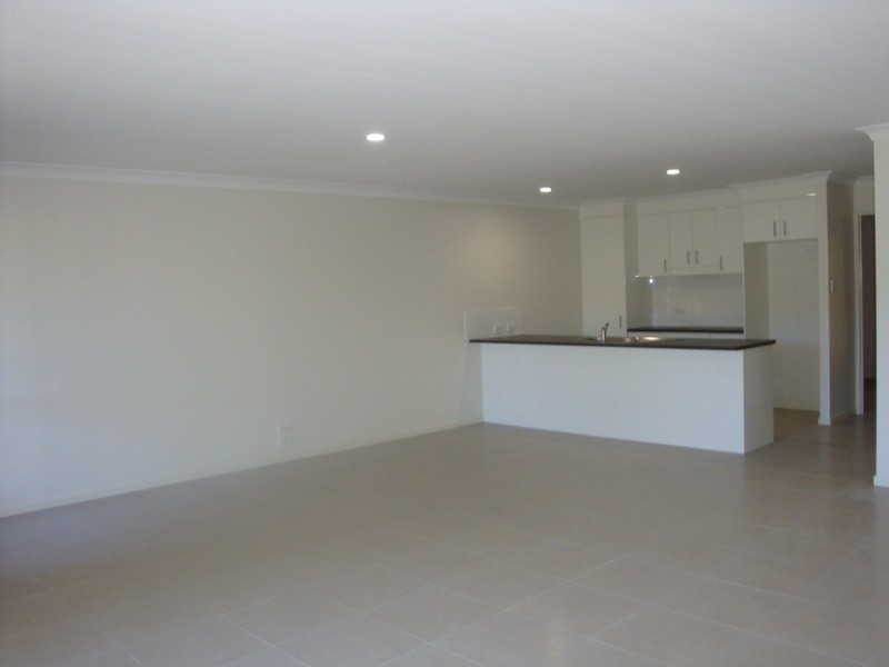Pacific Pines QLD 4211