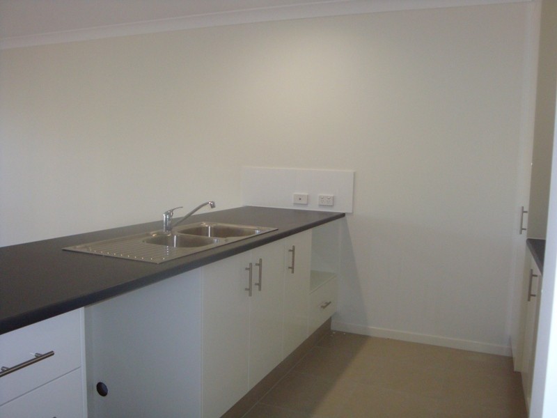 Pacific Pines QLD 4211