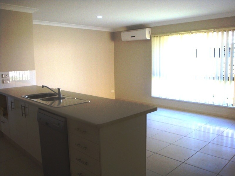 Pacific Pines QLD 4211