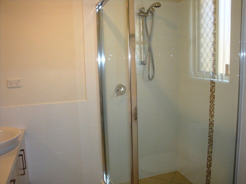 Hillcrest QLD 4118