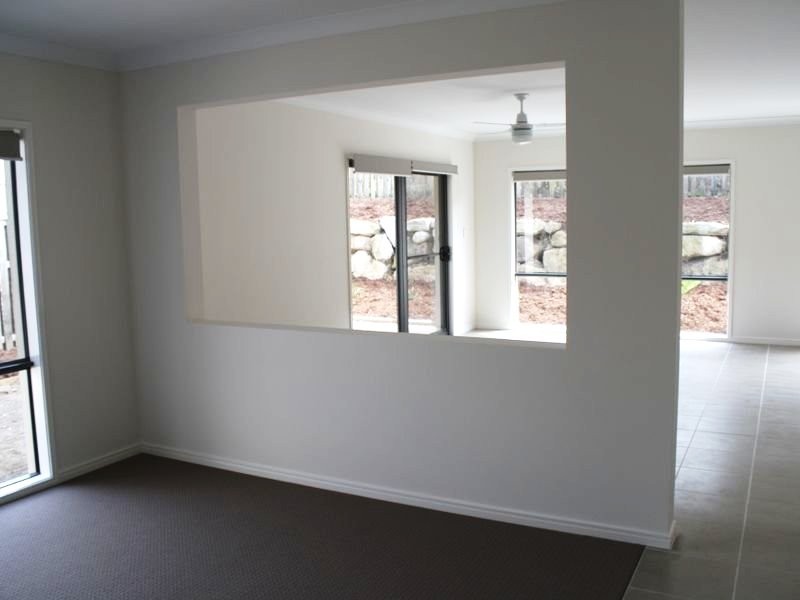Pacific Pines QLD 4211