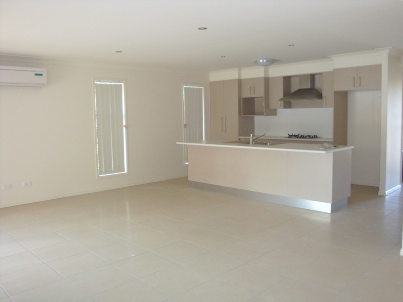 Durack QLD 4077