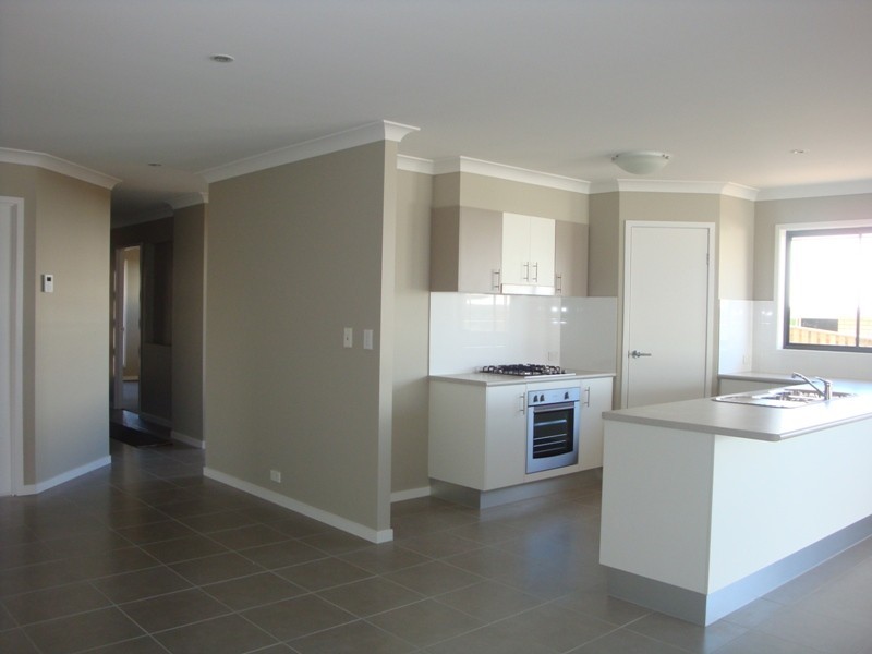 8 Sabina Street, Highland Reserve, Upper Coomera QLD 4209