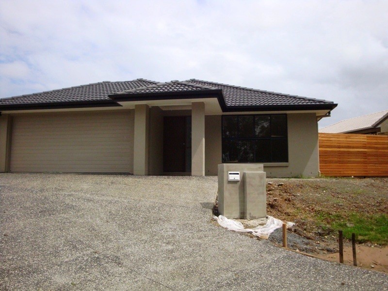 Durack QLD 4077