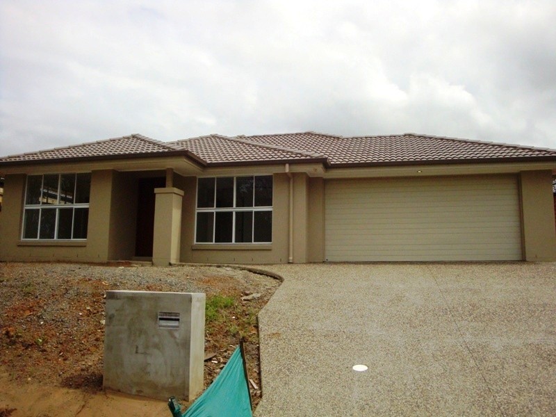 Durack QLD 4077