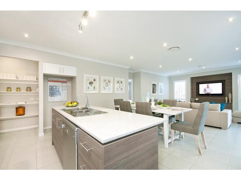Augustine Heights QLD 4300