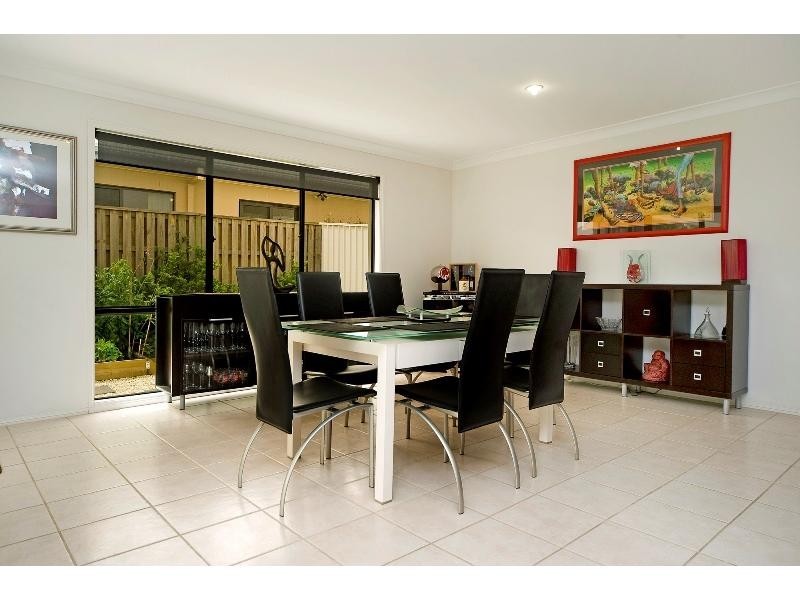 Coomera Waters QLD 4209