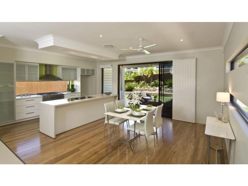 11 Waratah Crescent, Springfield Lakes QLD 4300