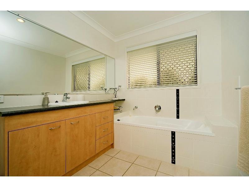 44 Ceil Circuit, Coomera QLD 4209