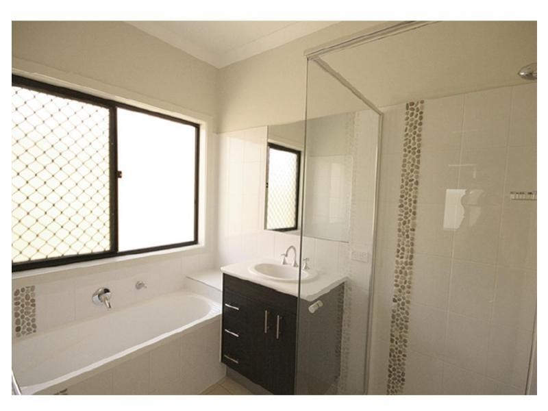 Warner QLD 4500