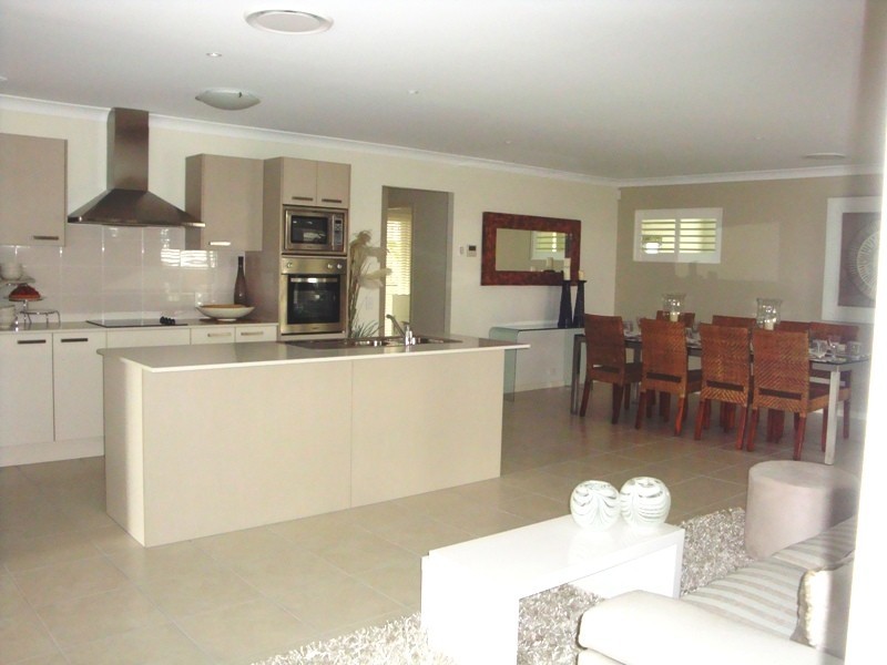 7 Conestoga Way, Upper Coomera QLD 4209