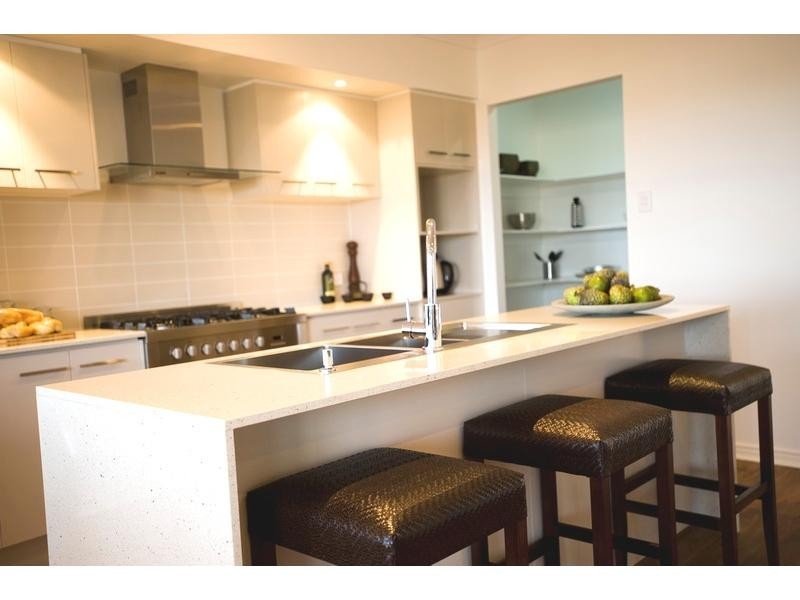 33 Forrestal Circuit, North Lakes QLD 4509