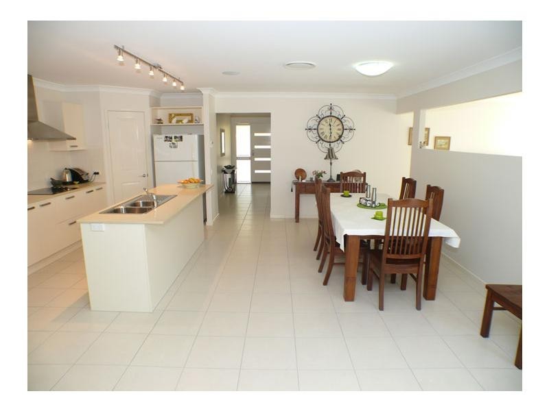 16 Conestoga Way, Coomera Retreat, Upper Coomera QLD 4209
