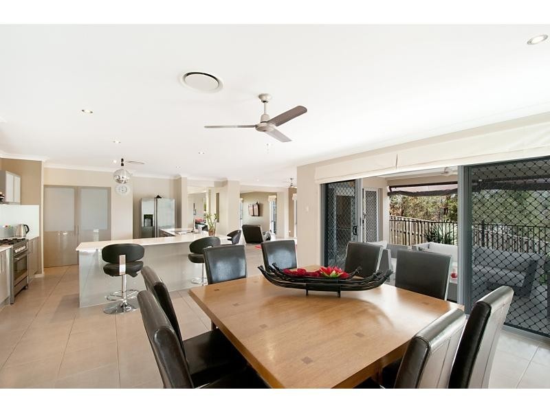 24 Hillary Circuit, Pacific Pines QLD 4211
