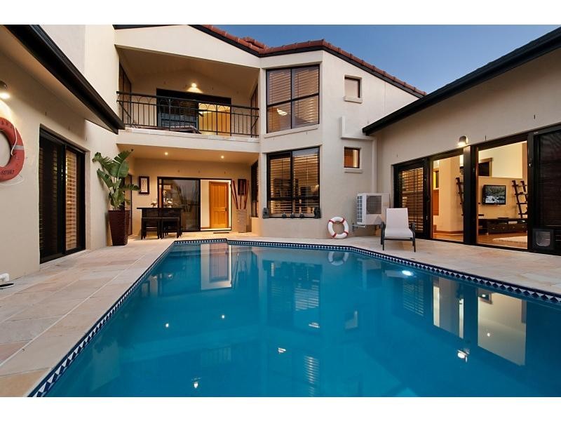 26 Buccaneer Court, Paradise Waters QLD 4217