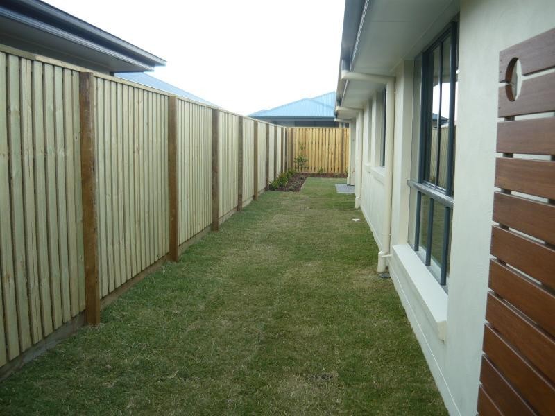 50 Plantation Crescent, Riverstone Crossing, Upper Coomera QLD 4209