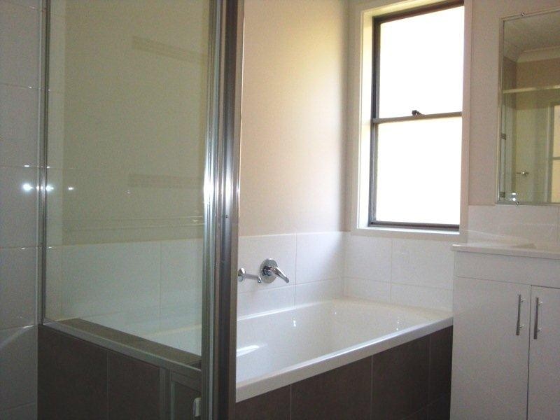 20 Ellenborough Avenue, Ormeau Ridge, Ormeau QLD 4208