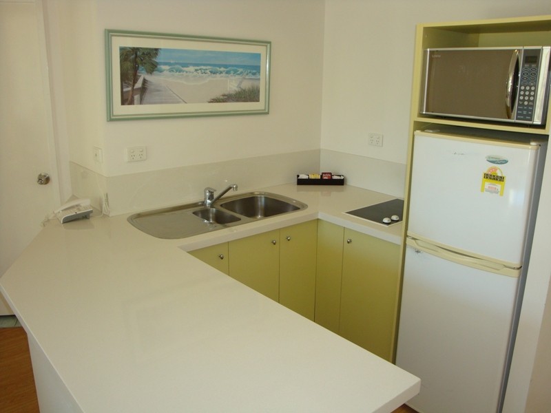 Main Beach QLD 4217