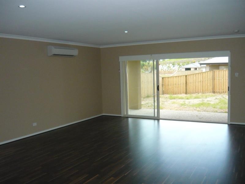 6 Aston Street, Coomera Retreat, Upper Coomera QLD 4209