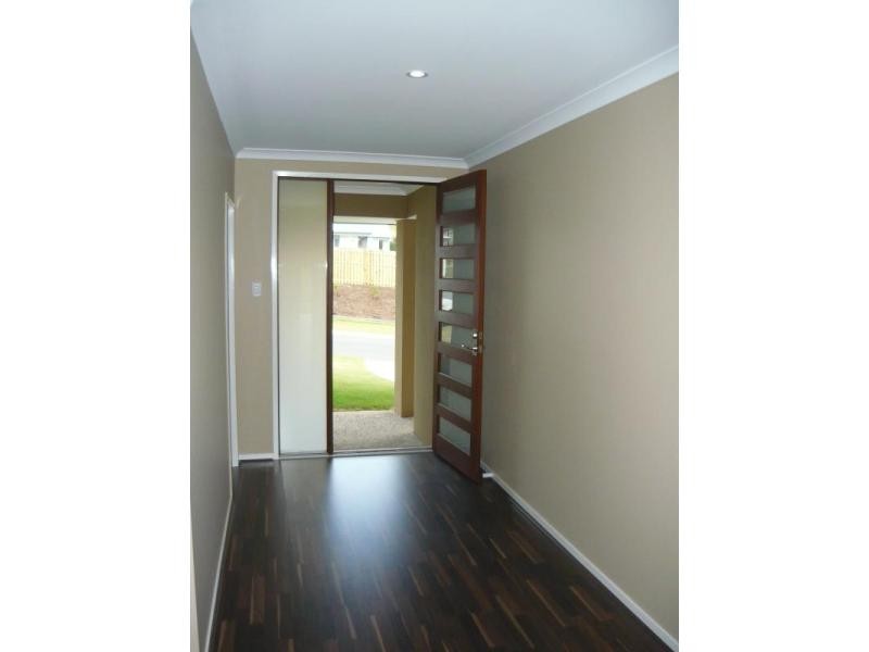 6 Aston Street, Coomera Retreat, Upper Coomera QLD 4209