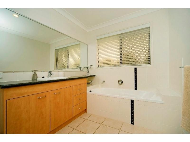 44 Ceil Circuit, Coomera Waters QLD 4209