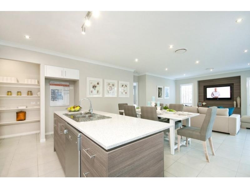 Augustine Heights QLD 4300