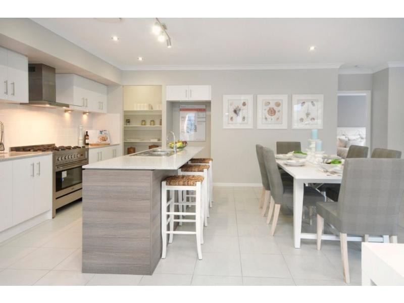 Augustine Heights QLD 4300