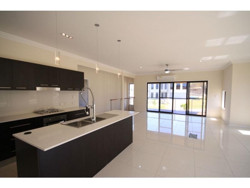 11 Marrinup Street, Highland Reserve, Upper Coomera QLD 4209