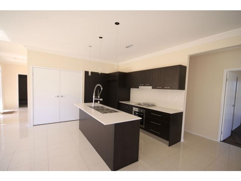 11 Marrinup Street, Highland Reserve, Upper Coomera QLD 4209