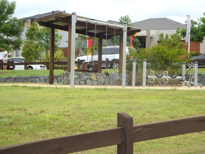 40 Rose Valley Way, Upper Coomera QLD 4209